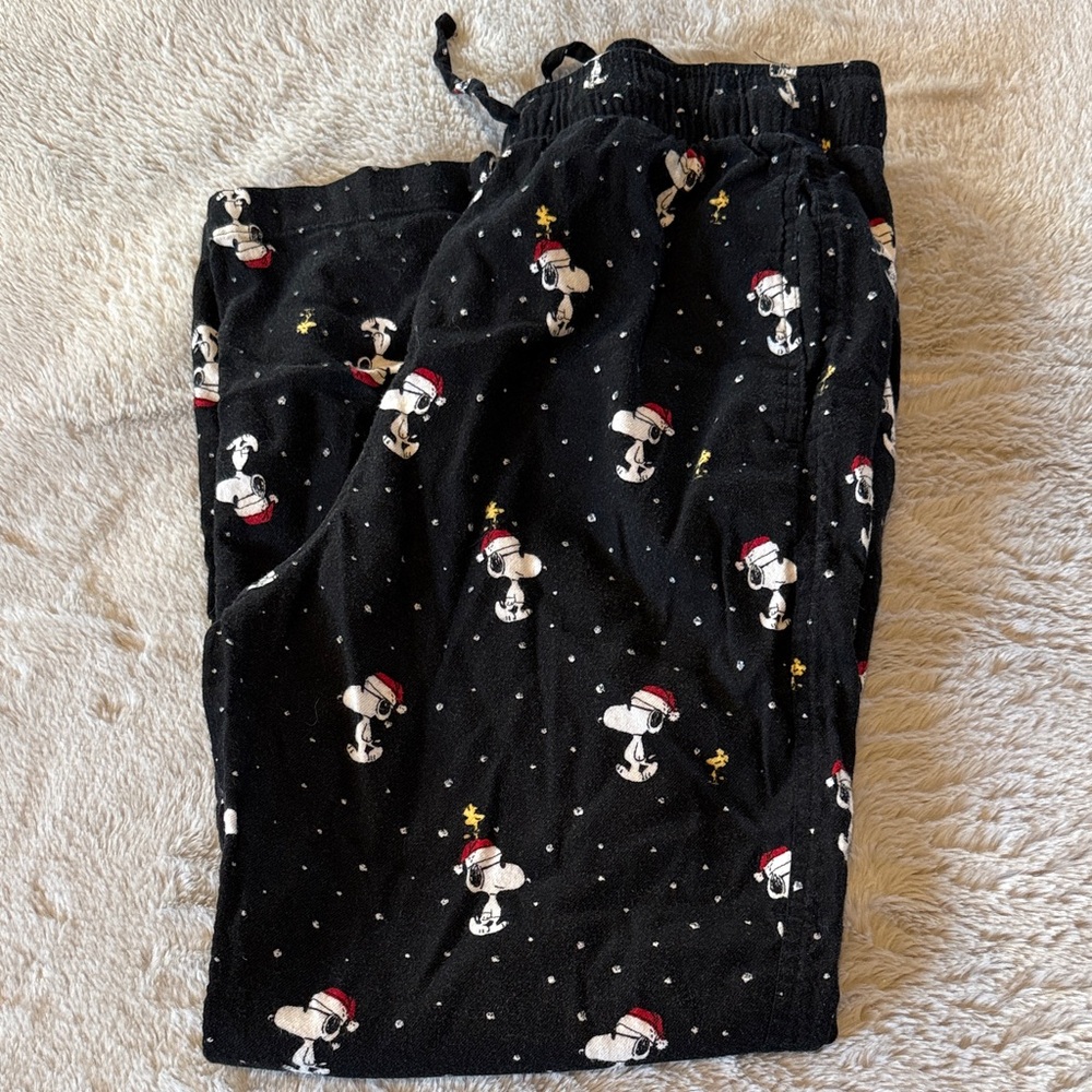 Hollister Men’s Peanuts Pajama pants Snoopy Christmas